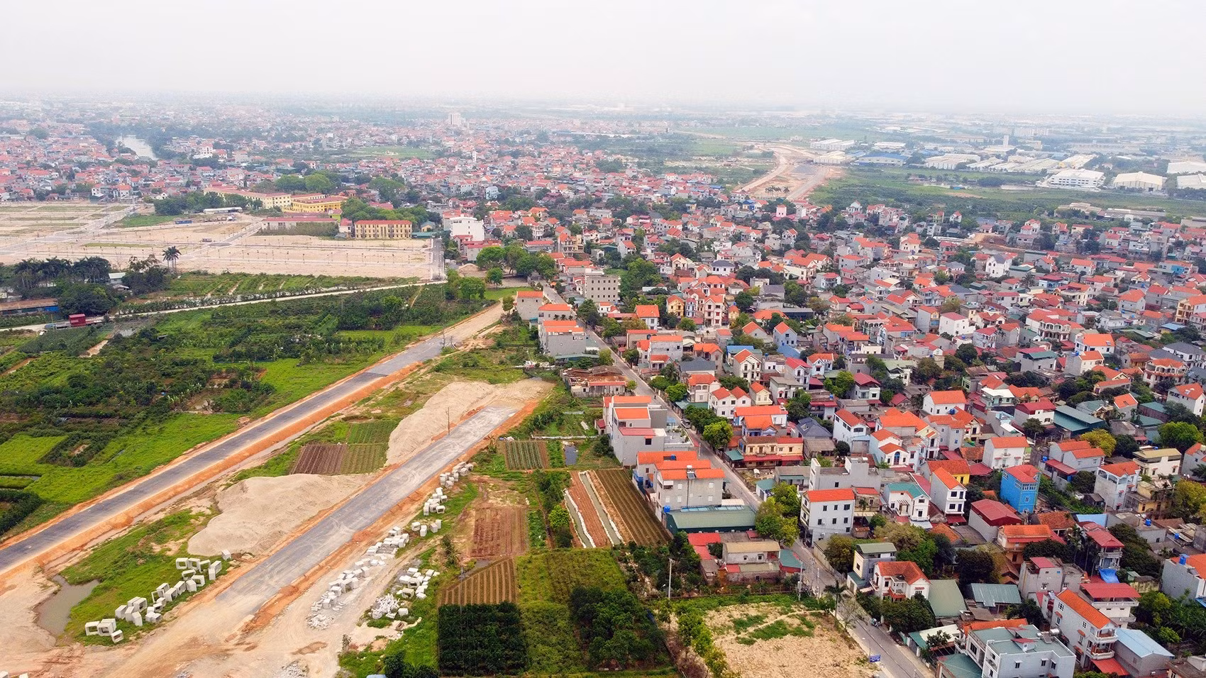 Đấu giá đất ven Hà Nội: Nơi nào sôi động và giá cao nhất?