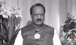 Máy bay của Phó thủ hiến bang Maharashtra Ajit Pawar bốc cháy sau khi rơi lúc hạ cánh, tại Baramati ở quận Pune, bang Maharashtra, Ấn Độ ngày 28/1/2026. Ông Pawar và 4 người khác trên máy bay đã thiệt mạng trong vụ tai nạn. Ảnh: PTI.