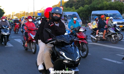 Không khí lạnh tăng cường, TPHCM và Nam Bộ se lạnh những ngày cuối tuần