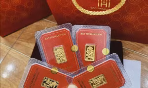 Giá vàng quay đầu tăng 