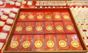 Giá vàng tiếp tục tăng