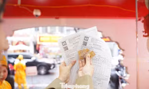 Nguồn cung khan hiếm, nhà vàng lấy hàng ở đâu để bán ngày Vía Thần tài?