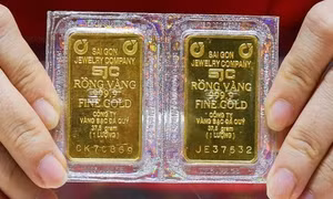 Giá vàng đồng loạt giảm rất mạnh 