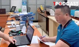 NÓNG 5/8: Người rút chìa khóa xe khách rồi bỏ đi đối diện mức phạt nào?