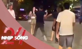 NHỊP SỐNG 24: Lời kể của nữ nạn nhân bị nhóm nam giới quây đánh trước quán karaoke