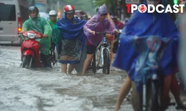 NÓNG 6/10: 'Hà Nội mưa to gây ngập lụt, học sinh phải đi học', ngành Khí tượng thủy văn nói gì?
