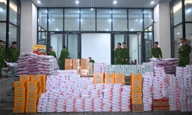 Bộ Công an tiếp ứng hơn 40 tấn lương thực, nhu yếu phẩm hỗ trợ nhân dân bị ảnh hưởng do bão số 13