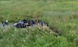 [Clip] Vây bắt kẻ dùng súng giả cướp 100 triệu ở chợ Bình Điền