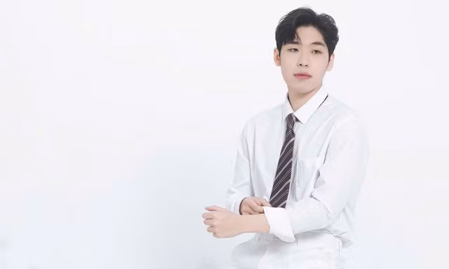 Chàng sinh viên Fintech và hành trình 'sống nhiều cuộc đời' cùng nghề MC