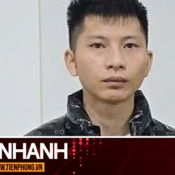 TIN NHANH: TikToker 'Long Tổng' trước khi bị bắt tại sân bay