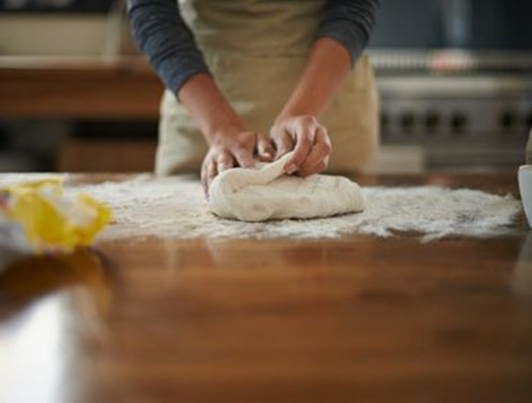 Chiếc bánh mỳ được làm với tình yêu thương là sẽ là món ăn ngon nhất.