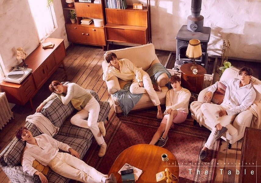 Cre: 뉴이스트 Nu'est