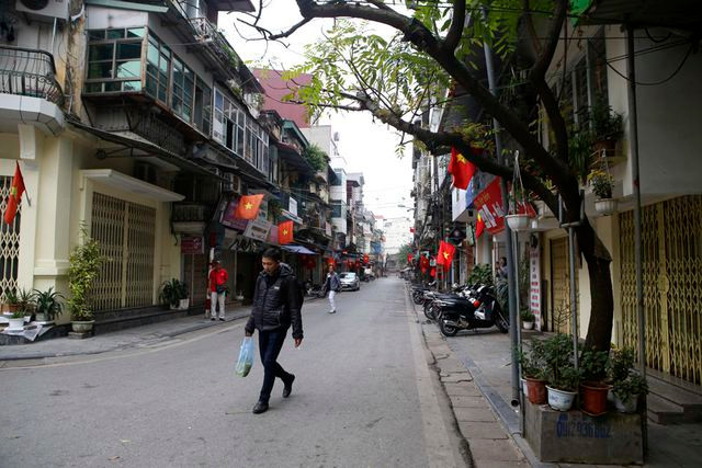 Phố Nguyên Văn Tố. Phố Nguyên Văn Tố.