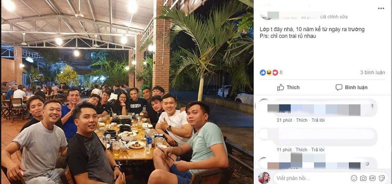 Một cư dân mạng hào hứng khoe ảnh họp lớp của phái nam lớp mình. Một cư dân mạng hào hứng khoe ảnh họp lớp của phái nam lớp mình.