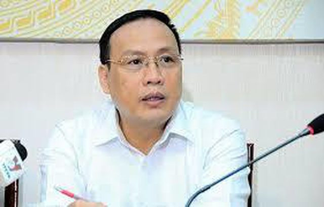 GS.TSKH Nguyễn Đình Đức. GS.TSKH Nguyễn Đình Đức.