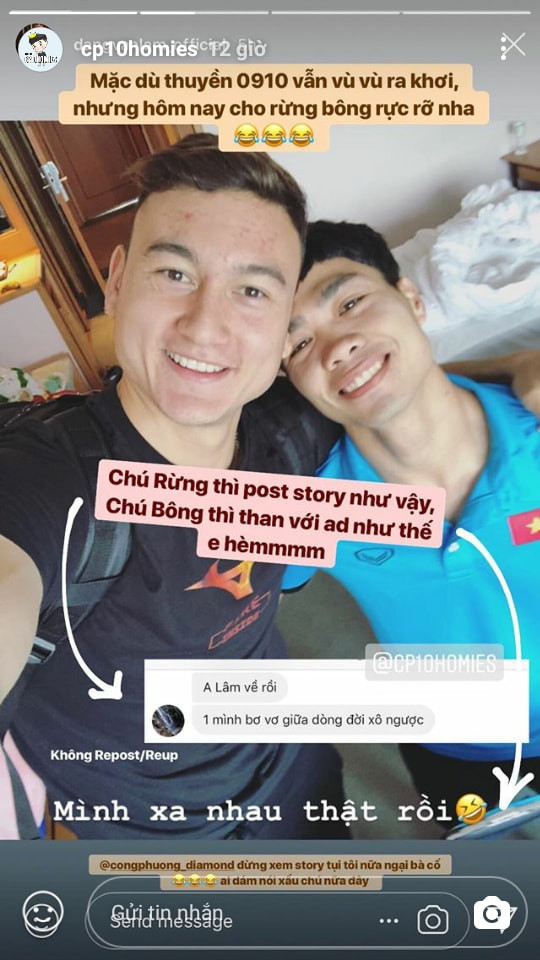 “Tui thích cặp này từ đợt VLeague trận Hải Phòng với HAGL rồi cơ. Phượng té xuống Lâm lại dỗ dành rồi đỡ đứng dậy, cưng quá cưng luôn mà” – FB T.P bình luận. “Tui thích cặp này từ đợt VLeague trận Hải Phòng với HAGL rồi cơ. Phượng té xuống Lâm lại dỗ dành rồi đỡ đứng dậy, cưng quá cưng luôn mà” – FB T.P bình luận.