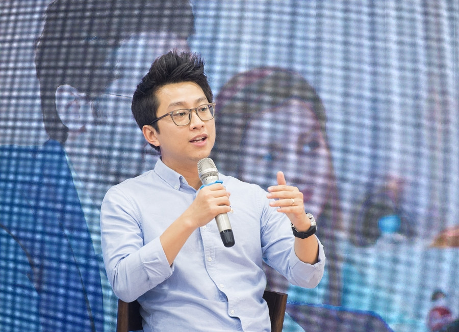Anh Trần Minh Duy là người đã tiếp xúc với nhiều nền giáo dục trên thế giới, cho rằng mỗi bạn trẻ đều phải chủ động thích nghi với môi trường mới. Anh Trần Minh Duy là người đã tiếp xúc với nhiều nền giáo dục trên thế giới, cho rằng mỗi bạn trẻ đều phải chủ động thích nghi với môi trường mới.