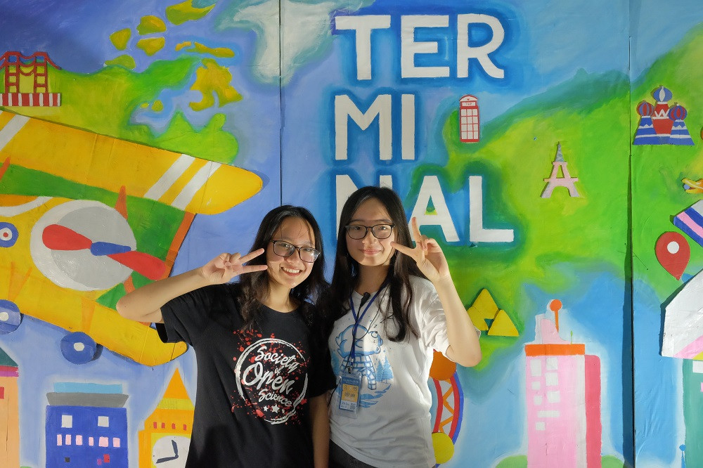 Khu Photo Booth ấn tượng do các thành viên BTC cùng tình nguyện viên tự tay thiết kế. Khu Photo Booth ấn tượng do các thành viên BTC cùng tình nguyện viên tự tay thiết kế.