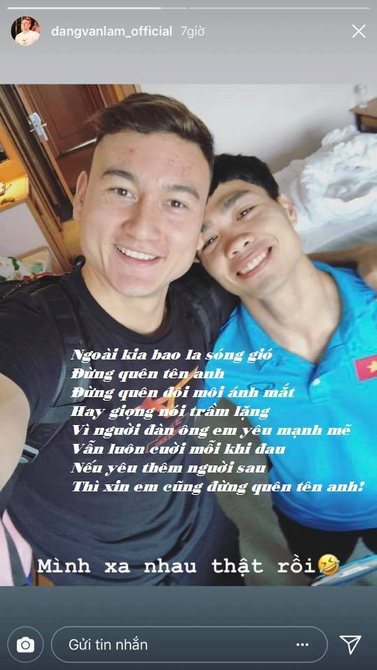 “Đợi cuối năm rồi Công chúa (biệt danh của Công Phượng) sẽ lại được gặp Hoàng tử Nga (Lâm “Tây”) nhé” – FB D.T viết. (Ảnh: Hội fandom Owker) “Đợi cuối năm rồi Công chúa (biệt danh của Công Phượng) sẽ lại được gặp Hoàng tử Nga (Lâm “Tây”) nhé” – FB D.T viết. (Ảnh: Hội fandom Owker)