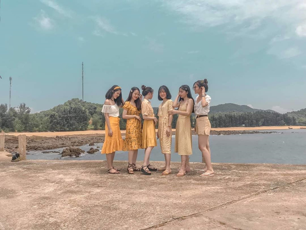 Ảnh:Khanh.fan, t.t.h.nhung. Ảnh:Khanh.fan, t.t.h.nhung.