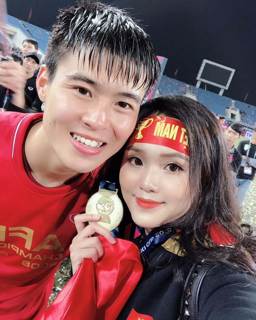 Quỳnh Anh luôn được Duy Mạnh gọi bằng nickname cực đáng yêu là "công chúa béo". Quỳnh Anh luôn được Duy Mạnh gọi bằng nickname cực đáng yêu là "công chúa béo".