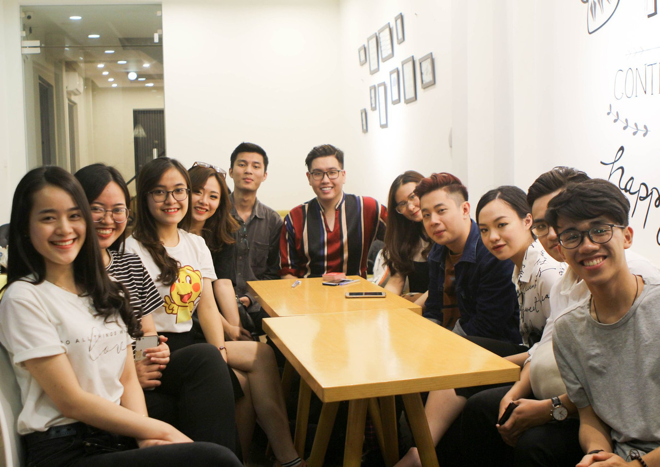 Các thí sinh được tham gia buổi training với những MC chuyên nghiệp. Các thí sinh được tham gia buổi training với những MC chuyên nghiệp.