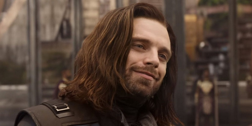 Winter Soldier được dặn mặc vest để đi dự... đám cưới, nhưng đến khi coi phim mới biết đó là đám tang.