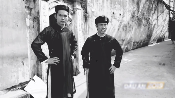 Video mới của 1977 Vlog – “Làng Vũ Đại với mạng xã hội” có sự xuất hiện của những nhân vật quen thuộc như ông giáo, Chí Phèo và Bá Kiến. (Ảnh: 1977 Trung Anh Vlog) Video mới của 1977 Vlog – “Làng Vũ Đại với mạng xã hội” có sự xuất hiện của những nhân vật quen thuộc như ông giáo, Chí Phèo và Bá Kiến. (Ảnh: 1977 Trung Anh Vlog)