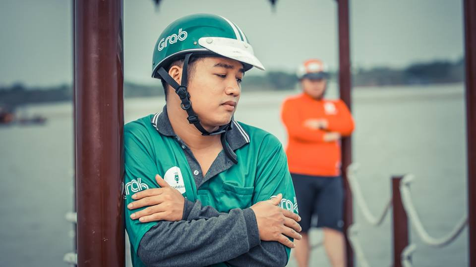 Có những phút dỗi hơn vu vơ... Có những phút dỗi hơn vu vơ...