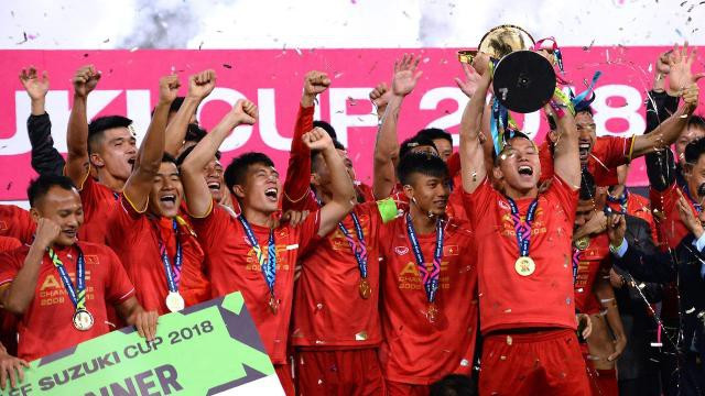 Đội tuyển Việt Nam đã lên ngôi vô địch AFF Cup 2018 một cách thuyết phục. Đội tuyển Việt Nam đã lên ngôi vô địch AFF Cup 2018 một cách thuyết phục.