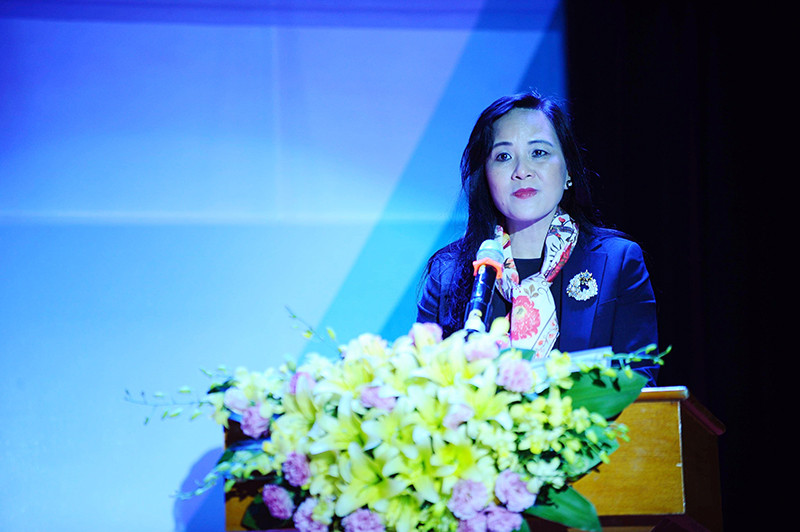 PGS.TS Ngô Minh Thủy, Phó hiệu trưởng Trường ĐHNN - ĐHQG Hà Nội phát biểu tại cuộc thi PGS.TS Ngô Minh Thủy, Phó hiệu trưởng Trường ĐHNN - ĐHQG Hà Nội phát biểu tại cuộc thi