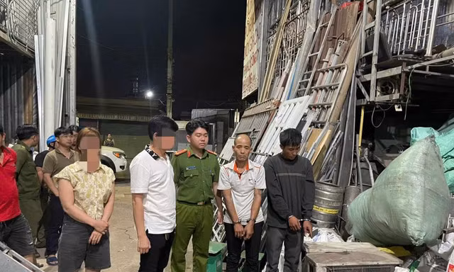 Truy bắt trộm thiết bị viễn thông, Công an phát hiện 'ổ nghiện' ma túy