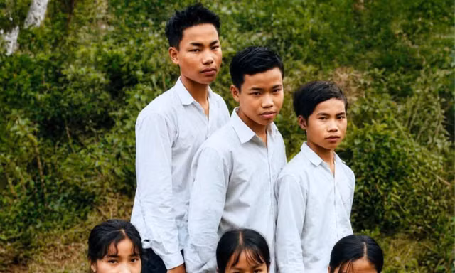 Tìm thấy thêm ảnh tập thể, cá nhân trong hầm mộ liệt sĩ tại xã Minh Đức