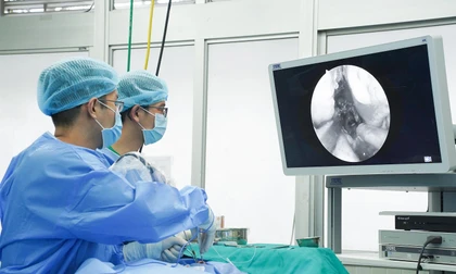 Đau đầu, mờ mắt suốt 10 năm vì ‘sát thủ’ ẩn mình trong não