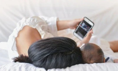 Mẹ vô tình làm rơi điện thoại trúng đầu, bé 2 tháng tuổi bị chấn thương sọ não