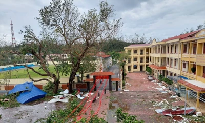 Những địa phương nào cho học sinh nghỉ học để phòng chống bão số 13 Kalmaegi?