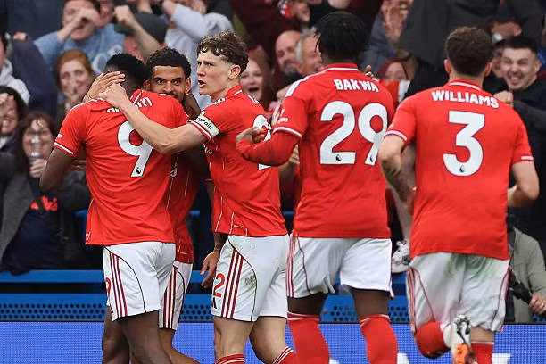 Nottingham Forest tiến gần mục tiêu trụ hạng sau màn đại phá Chelsea