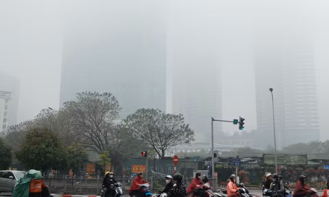 Không khí Hà Nội rất xấu, khuyến cáo người dân hạn chế ở ngoài trời