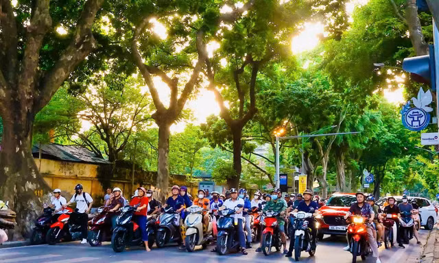 Miền Bắc nắng nhẹ trước khi chuyển mưa dông
