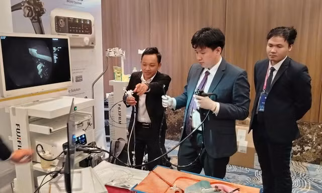Nội soi tiêu hóa Việt Nam vươn tầm quốc tế