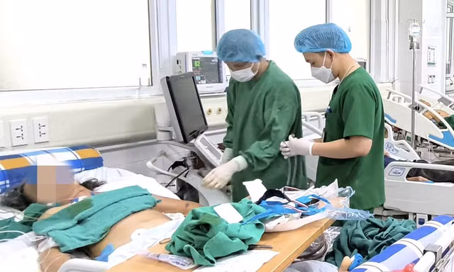Nguy kịch sau khi tiêm thuốc giảm đau vùng cổ