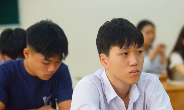 Bộ GD&ĐT nhận thấy kết quả thi môn Toán của tỉnh Tuyên Quang có một số điểm cần kiểm tra, làm rõ