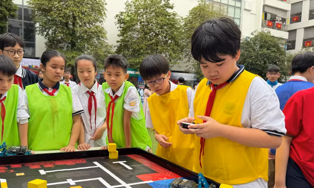 Làm gì để thi KHKT Quốc gia không bị phủ bóng mua giải, thành tích?