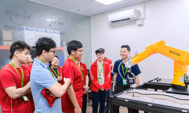 Bộ GD&ĐT công bố 111 ngành được cấp học bổng 3,7-5,5 triệu đồng/tháng