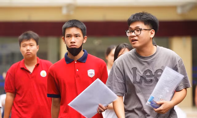Ninh Bình dẫn đầu kỳ thi tốt nghiệp, Hà Nội đứng thứ hai 