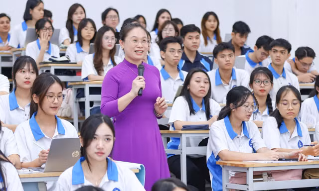 Trường Đại học Sư phạm Hà Nội hướng tới sử dụng tiếng Anh như ngôn ngữ thứ hai