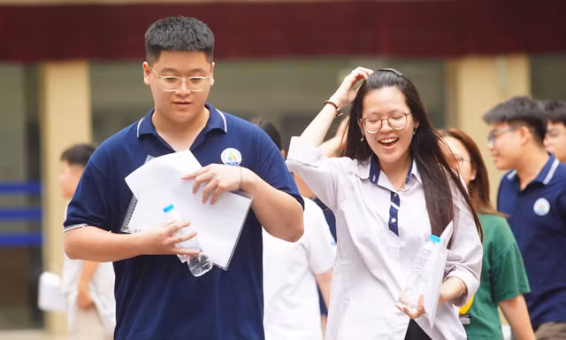Đề thi tốt nghiệp môn Hóa học, cập nhật đáp án các mã đề