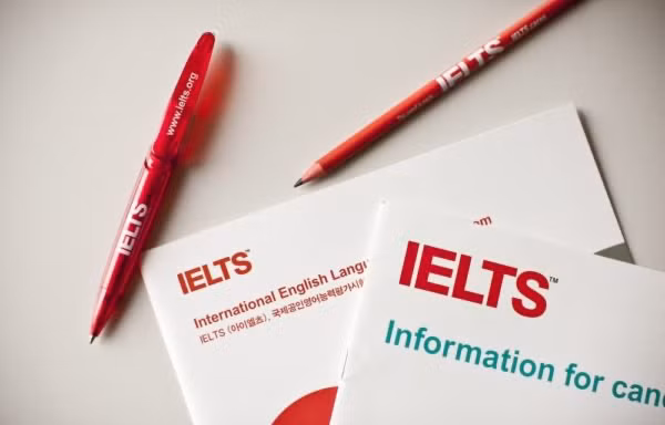 "Siết" điểm cộng chứng chỉ ngoại ngữ: IELTS không còn là "vé vàng", ảnh hưởng ra sao?