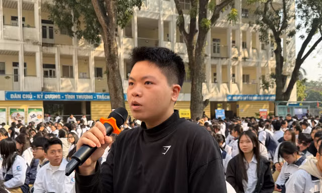 Học sinh lo chọn nhầm ngành 'hot' ảo 