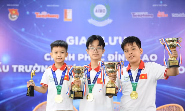 205 huy chương AIMO và lời giải cho bài toán nhân lực khoa học của Việt Nam